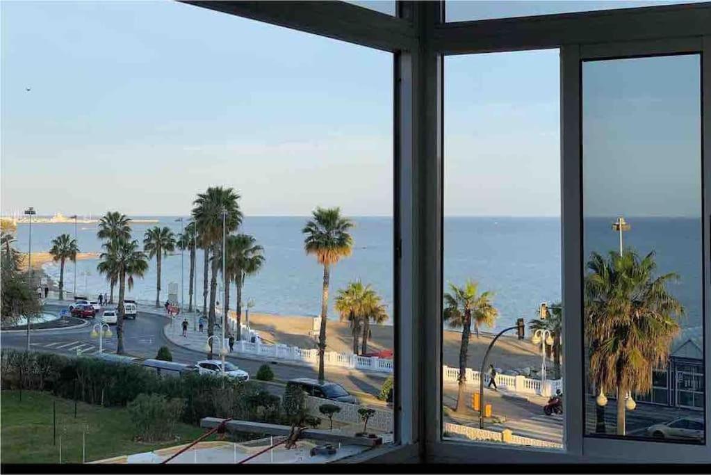 Apartamento First Line Of The Sea Benalmádena