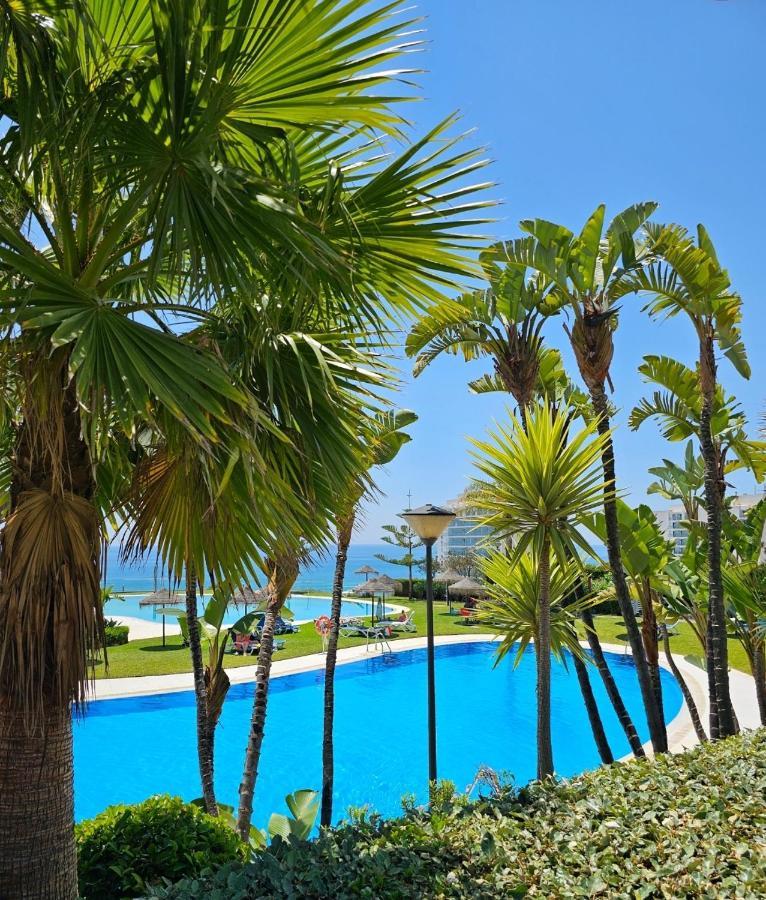 Summer House Duplex En La Playa Con Piscina Vakantiehuis