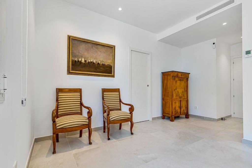 Luxury Apt. The One - Jacuzzi, , Gym & Pool Apartment *