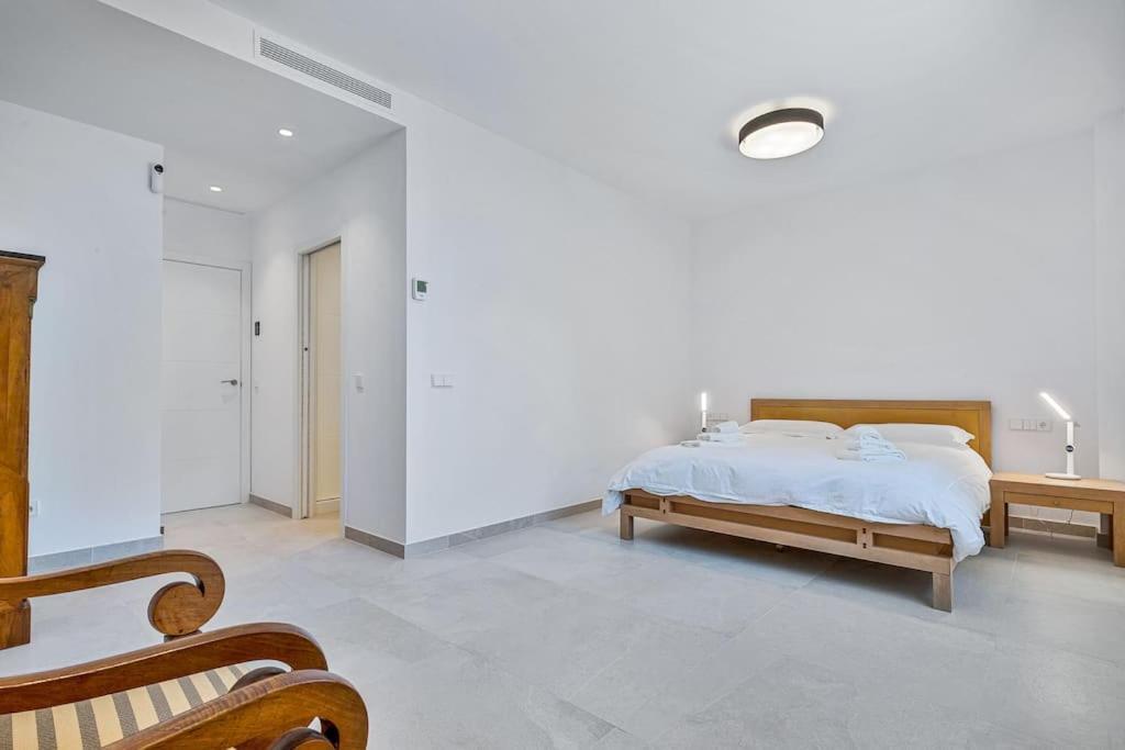 Apartment Luxury Apt. The One - Jacuzzi, , Gym & Pool