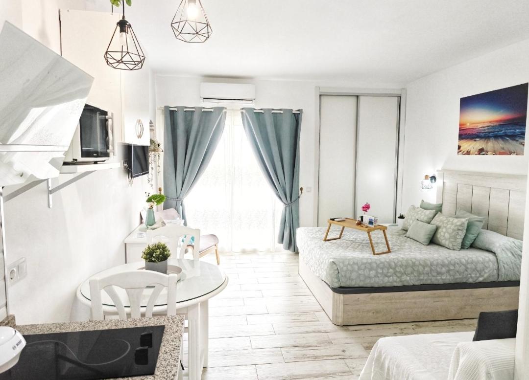 El Estudio De La Playa Benalbeach Vistas Al Mar Appartement Benalmádena