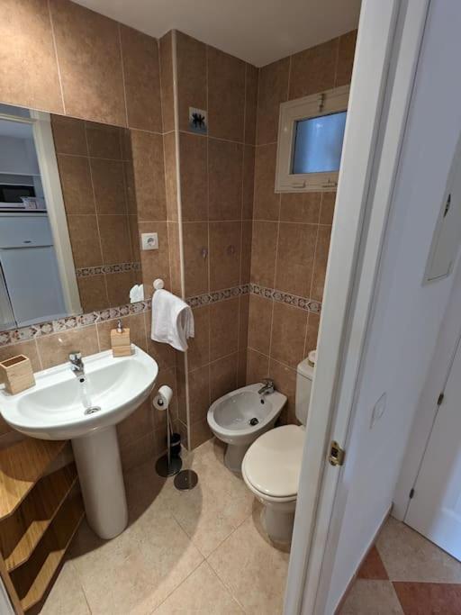 Estudio En Zona Bonanza A 5 Minutos De La Playa * Benalmadena