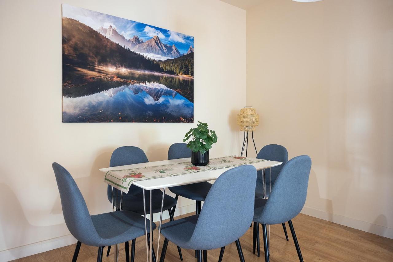 Apartment Costa Del Sol In Myramar