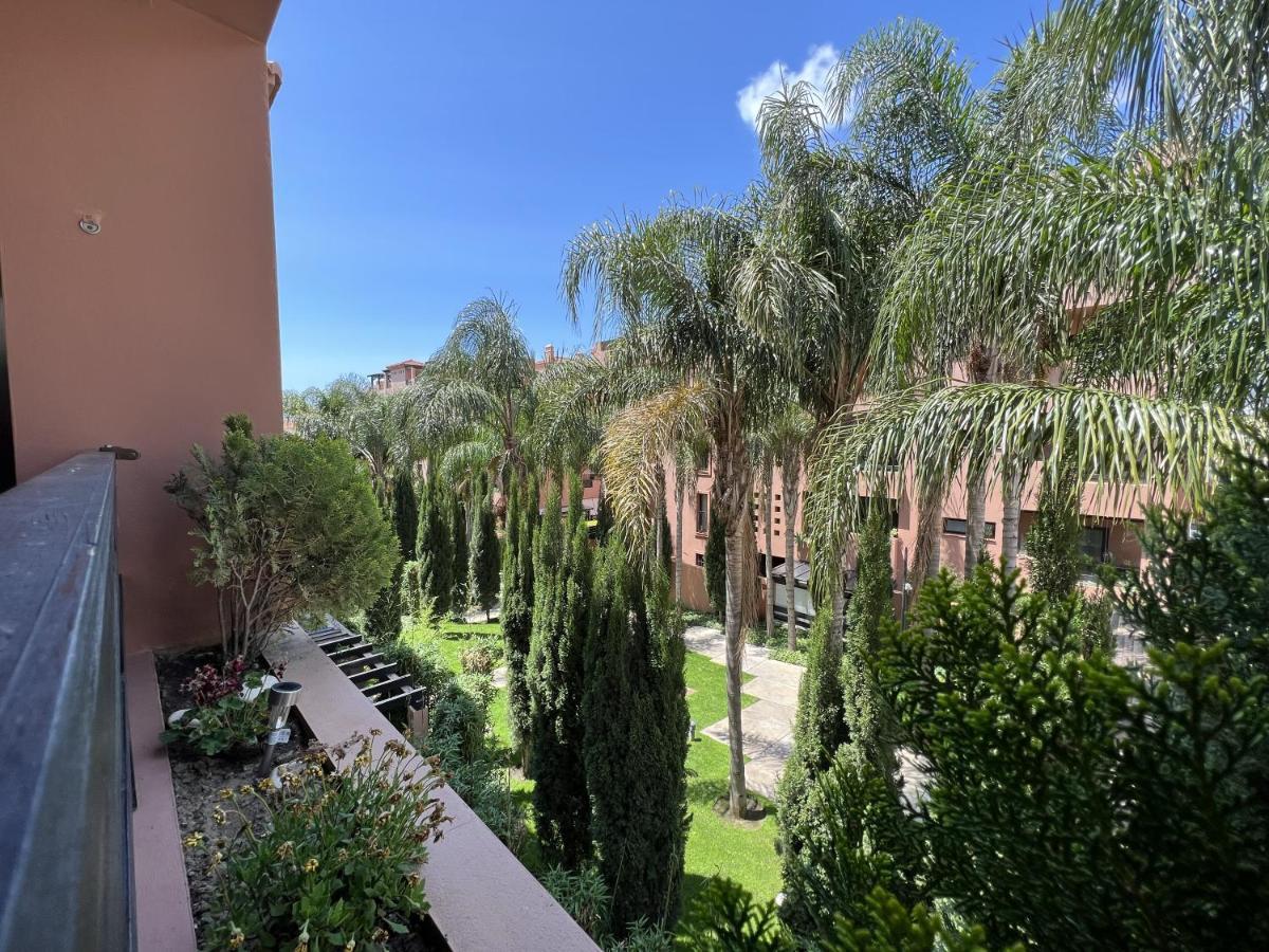 Costa Del Sol In Myramar Apartment