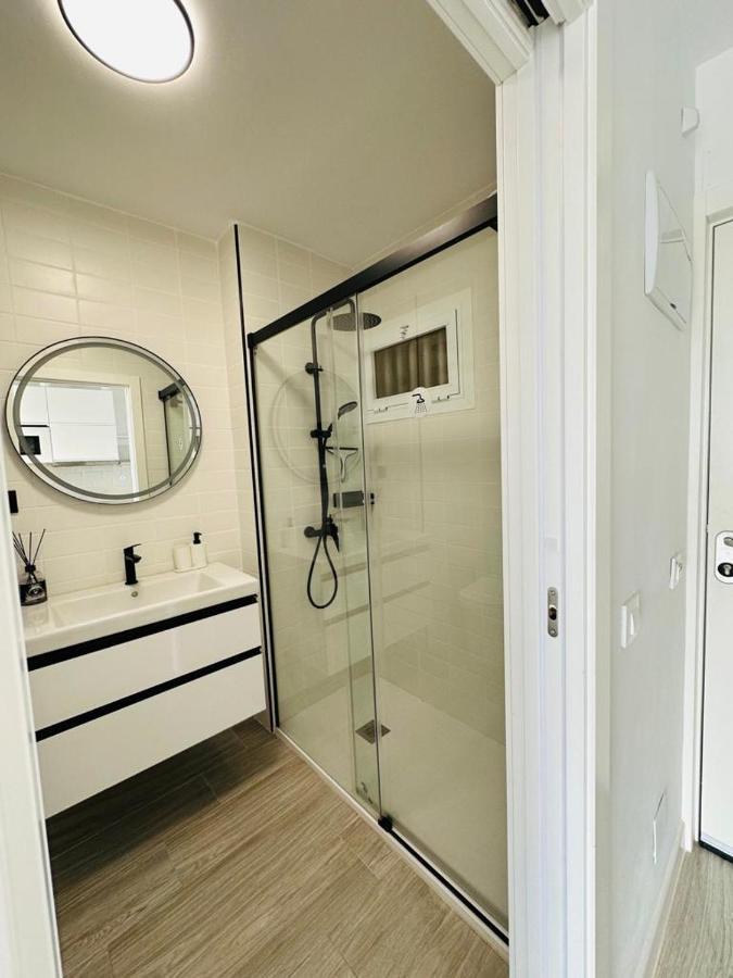 Modern White Apartment Benalmadena