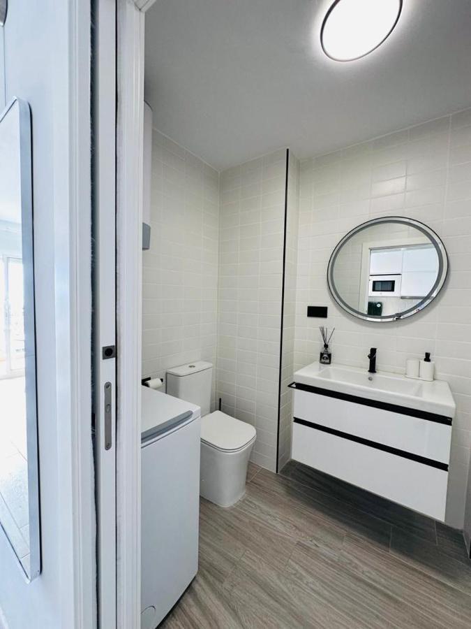 Apartment Modern White *