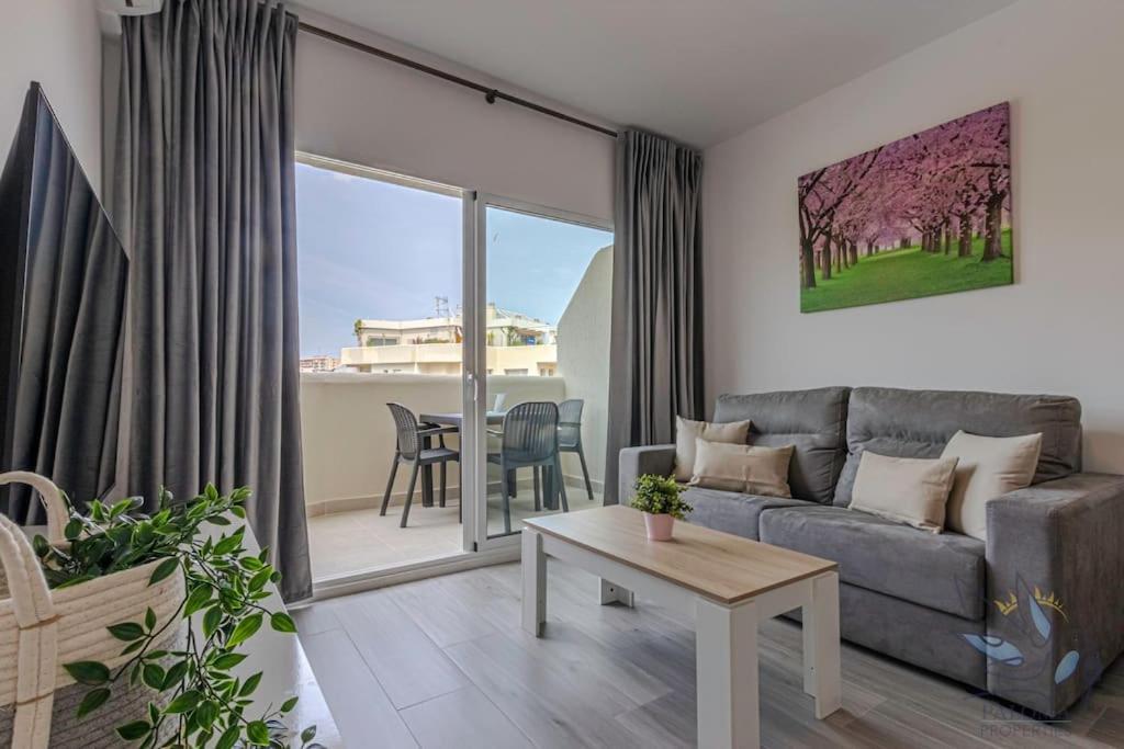 Precioso De 1 En Benalbeach Appartement *
