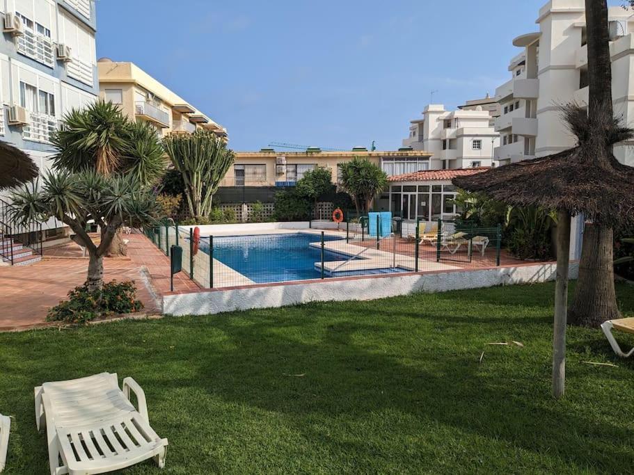 Estudio En Zona Bonanza A 5 Minutos De La Playa * Benalmadena