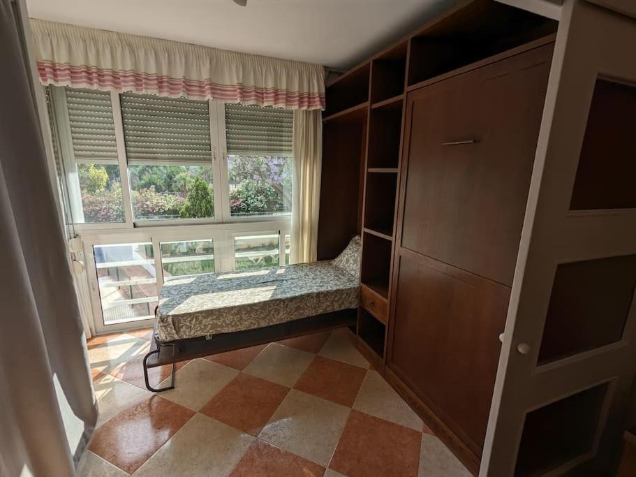 Estudio En Zona Bonanza A 5 Minutos De La Playa Benalmadena