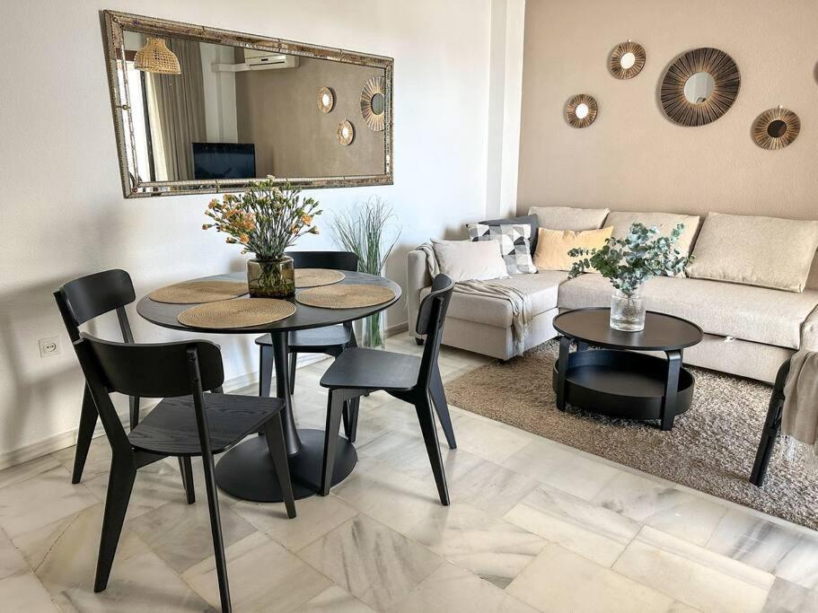 Elegant 2-bedroom With Beautiful Views Apartment Benalmadena