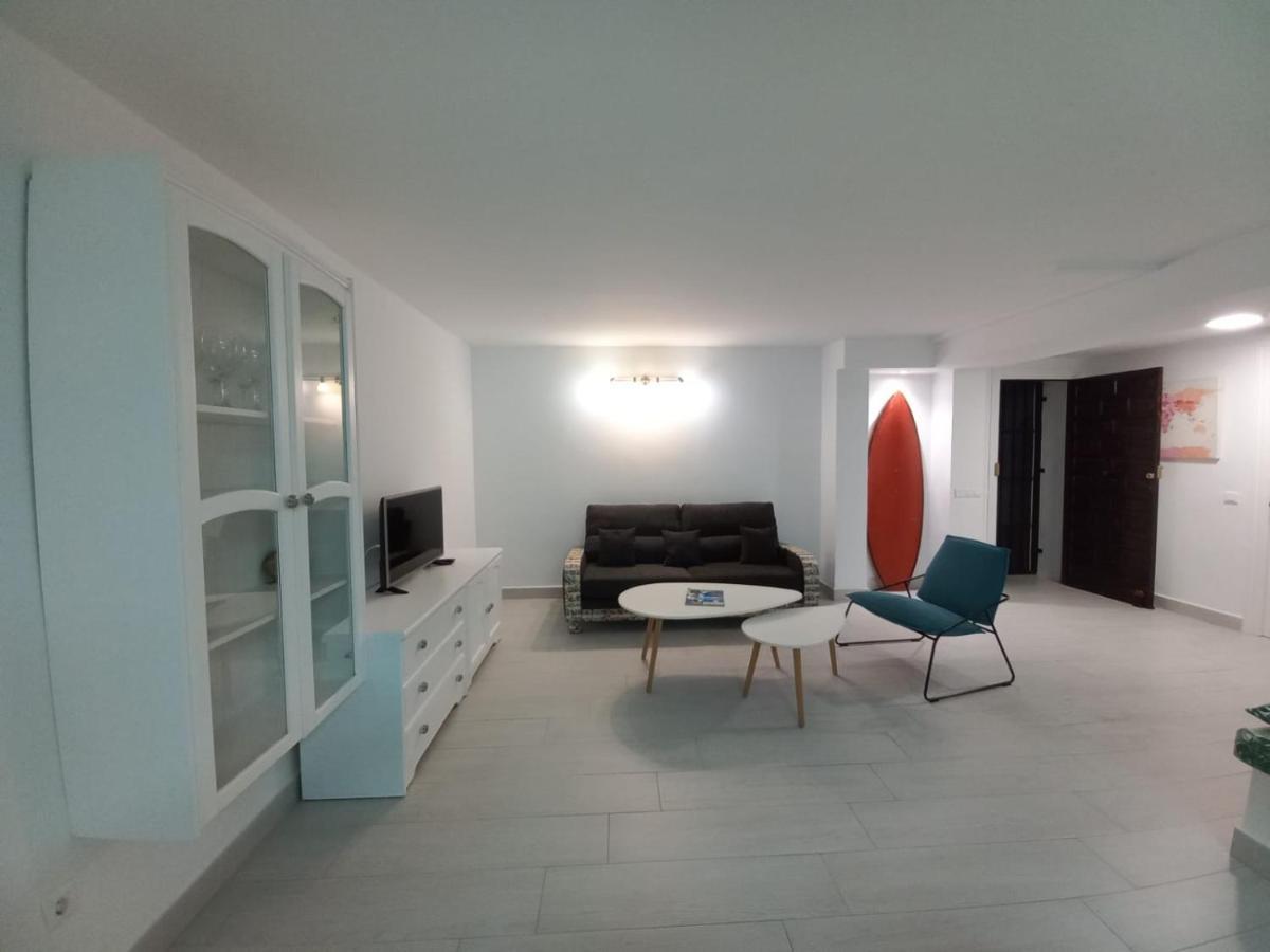 Beautiful 1 Bed, Pueblo Evita Apartment