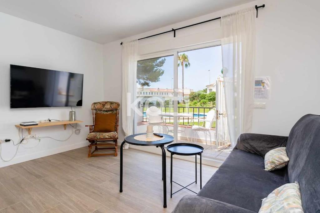 Koti - Las Flores Apartment *