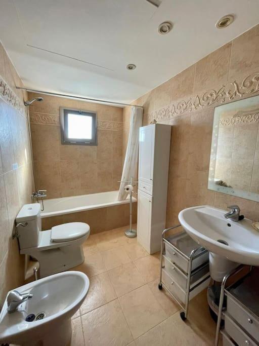 Apartment Family Friendly 2 Bedroom And 2 Bathroom Near The Beach Benalmádena