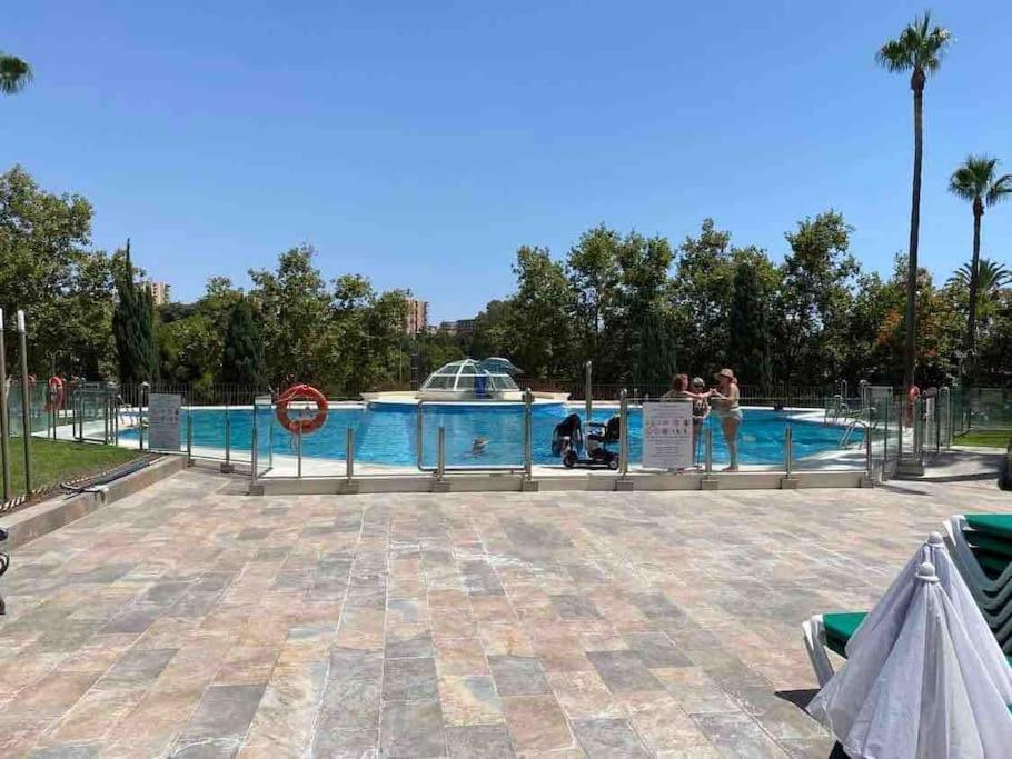 Family Friendly 2 Bedroom And 2 Bathroom Near The Beach Benalmádena