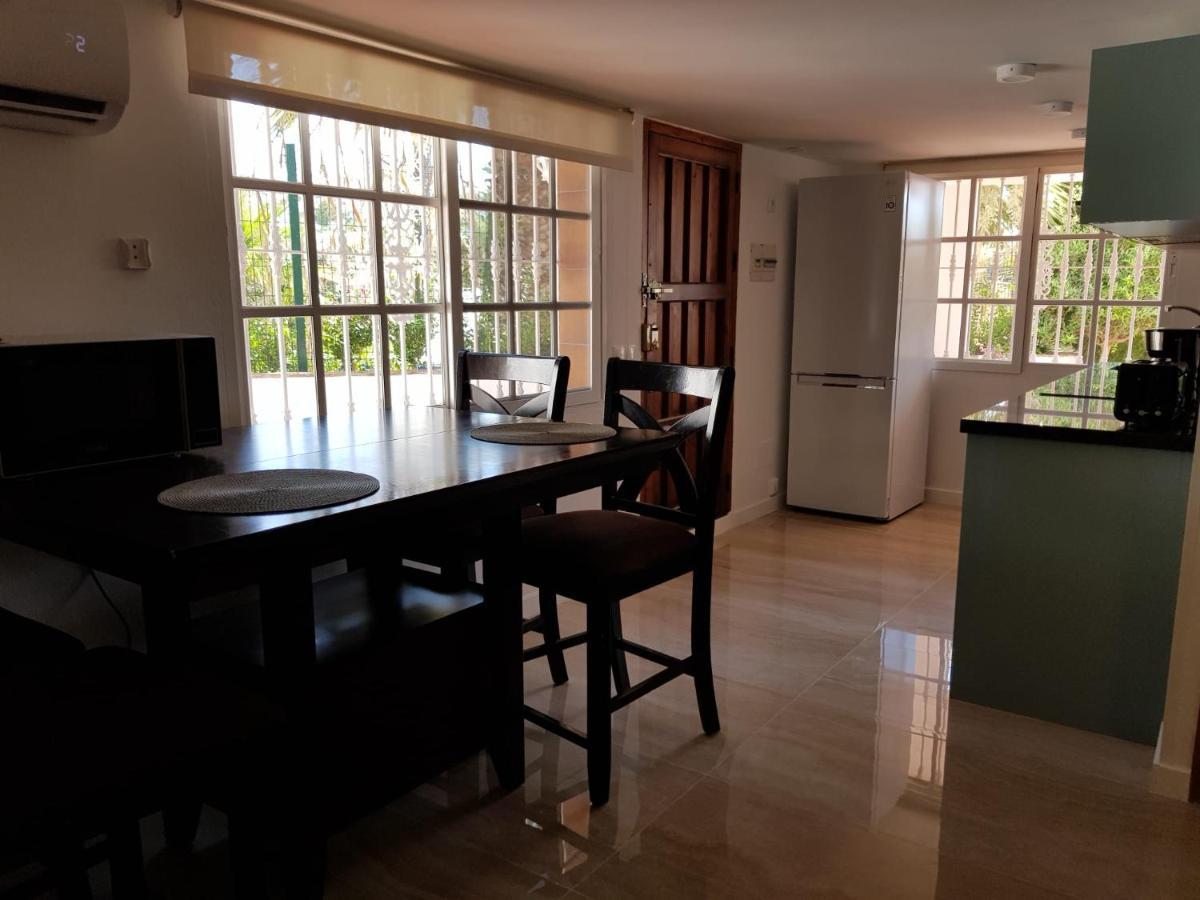 Deluxe Athos 50 Mp Garden Patio Golf & Pensión *