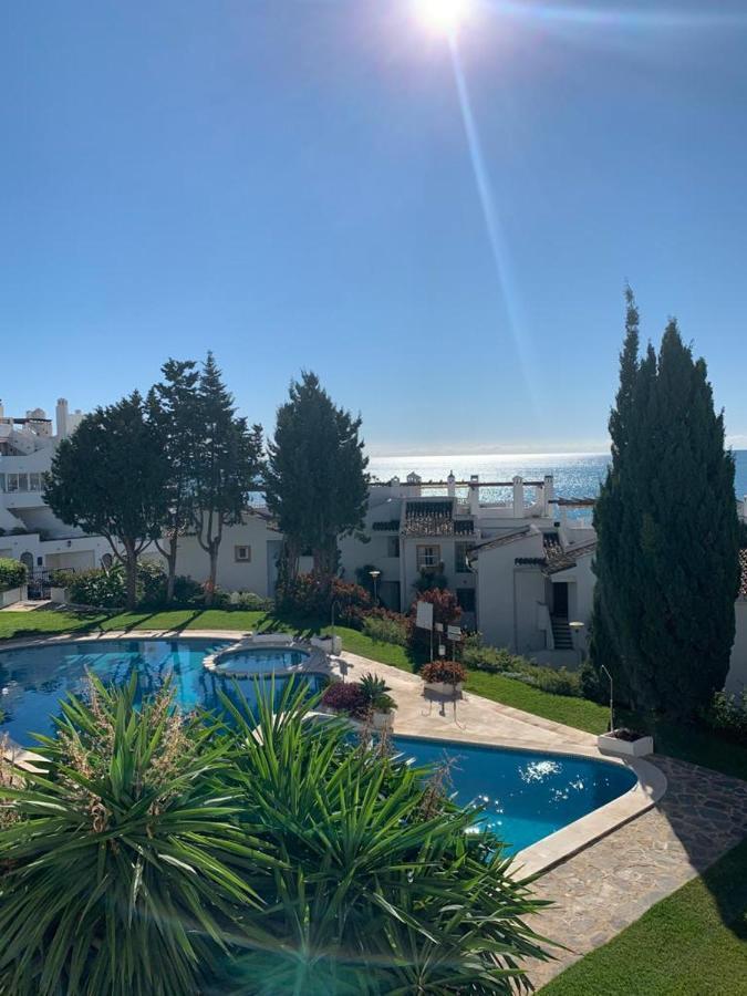 107m,merenrannasta 2mh Asunto Apartment