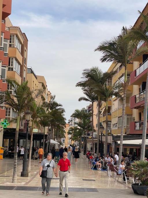 Alucinante Apt. Con Vistas, Piscinas Y Recepcion 24 Hs. Apartment Benalmadena