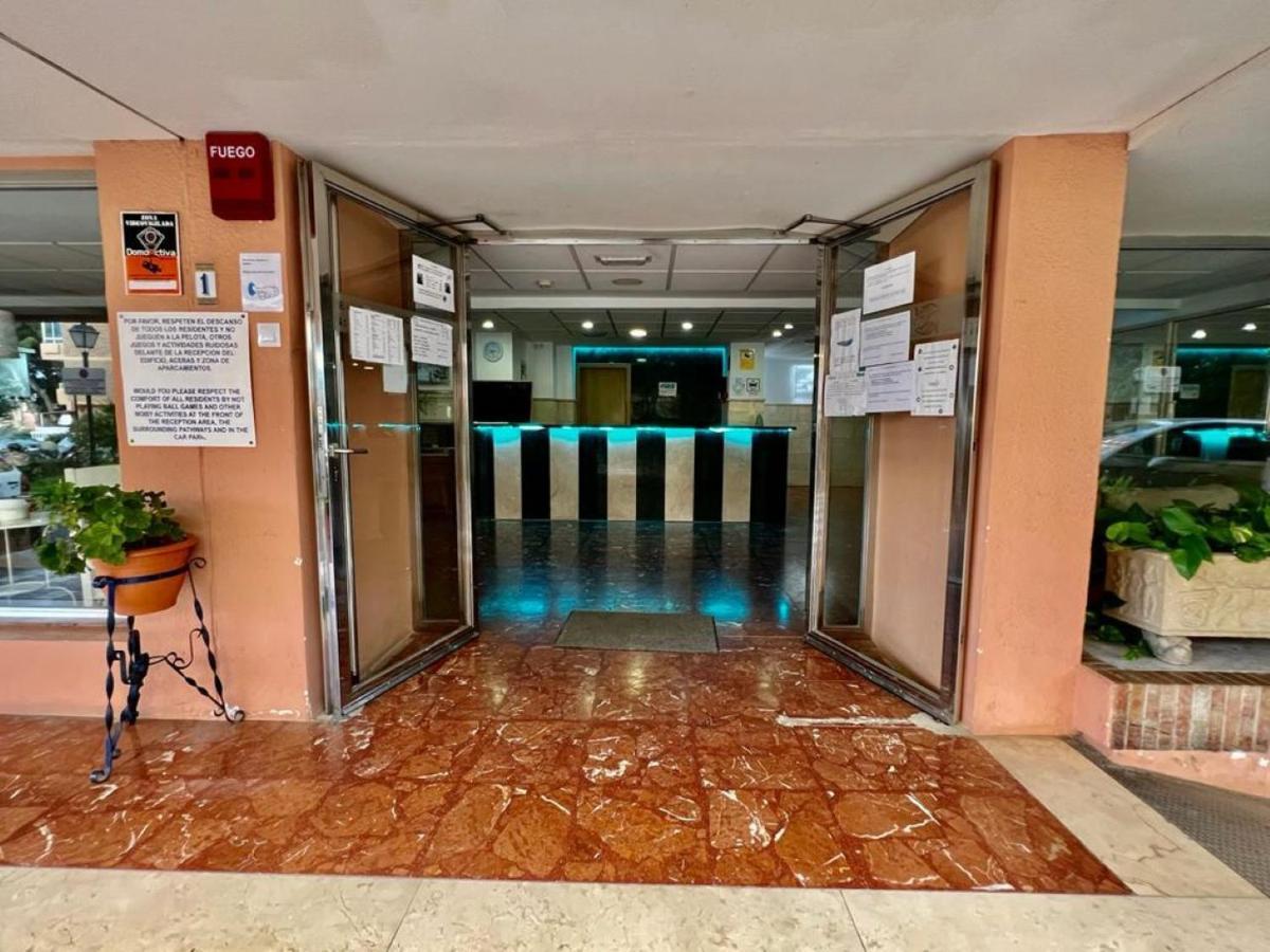 Great In The Piscis Building, Located In Coast
