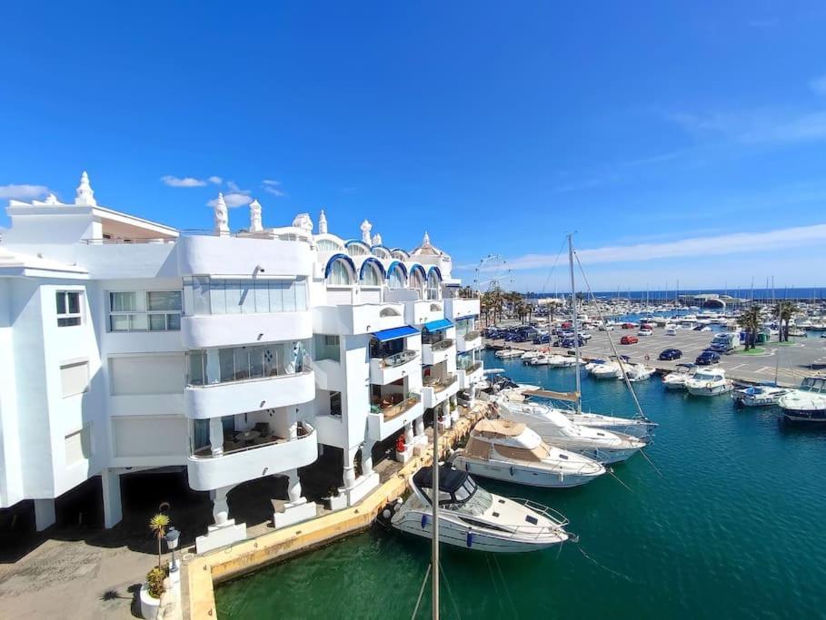 Penthouse In Puerto Marina Appartement Benalmádena
