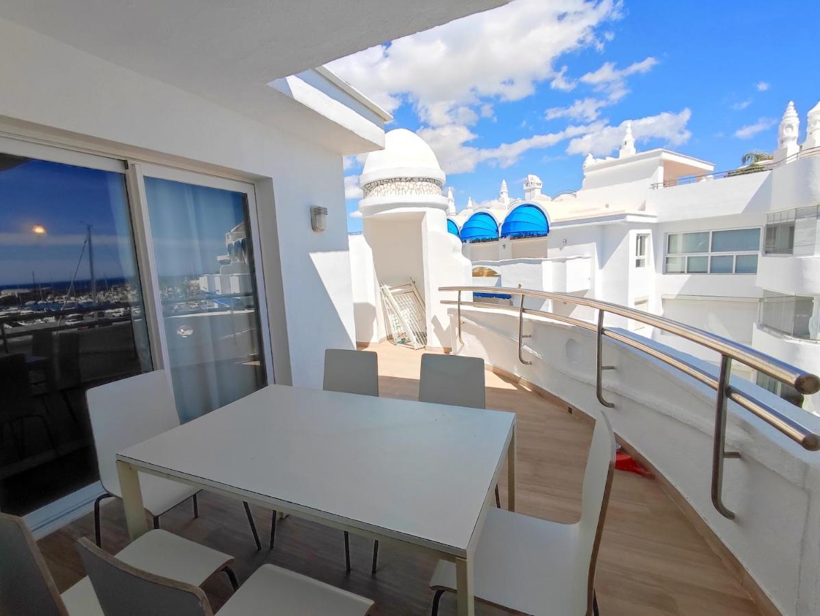Penthouse In Puerto Marina *