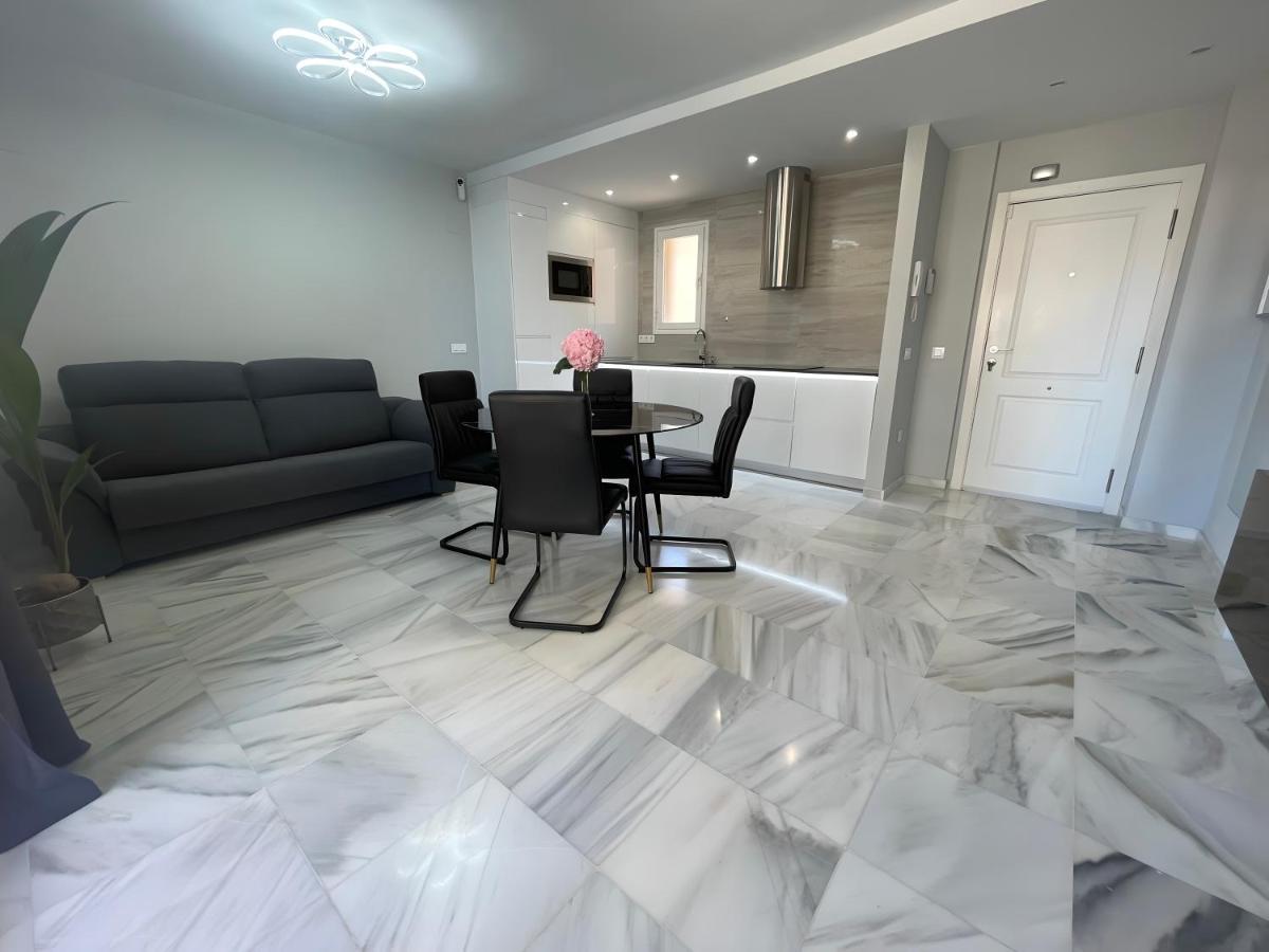 Apartment Luxury First Line Benalmadena