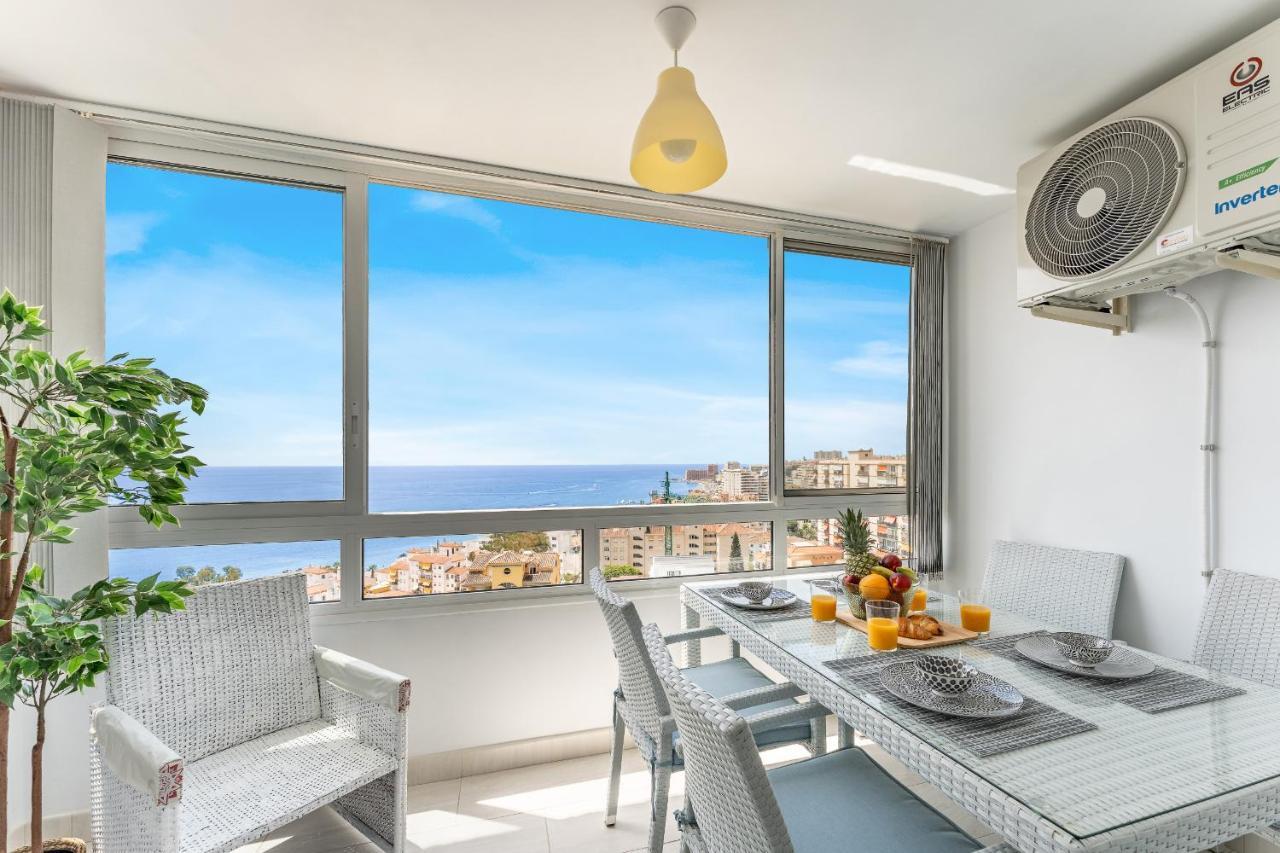 Apartment Coastal Charm Renovated 2bed Apt, Pool, Sea Views *
