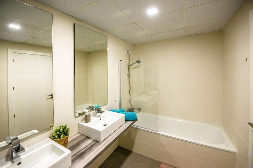 Luxury Serenity Benalmadena, 4 Bedrooms Apartment
