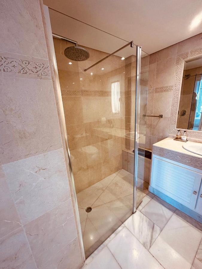 Apartamento En Puerto Marina Apartment *