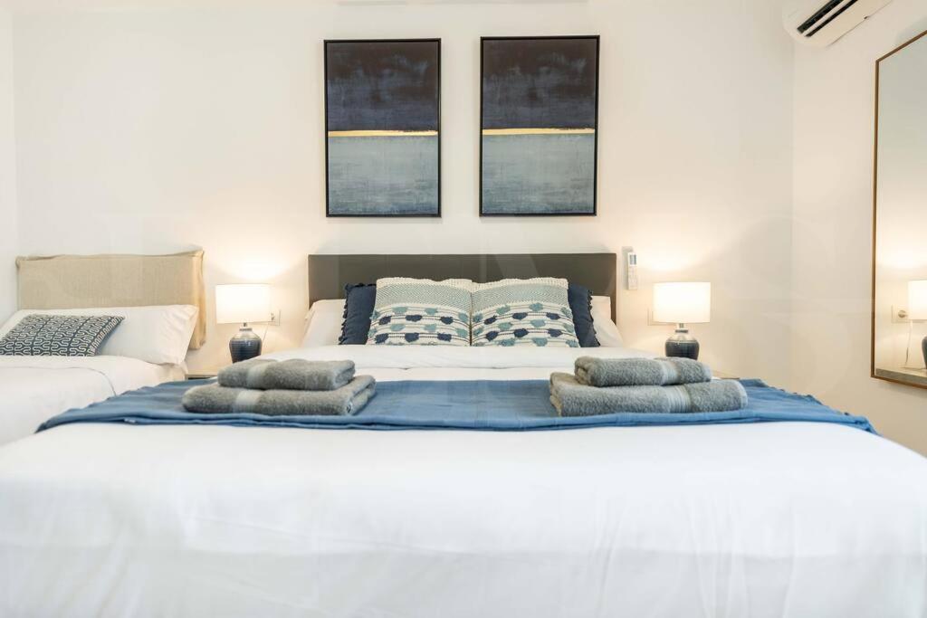 Villa With Private Heated Pool By The & Port - By Rems *