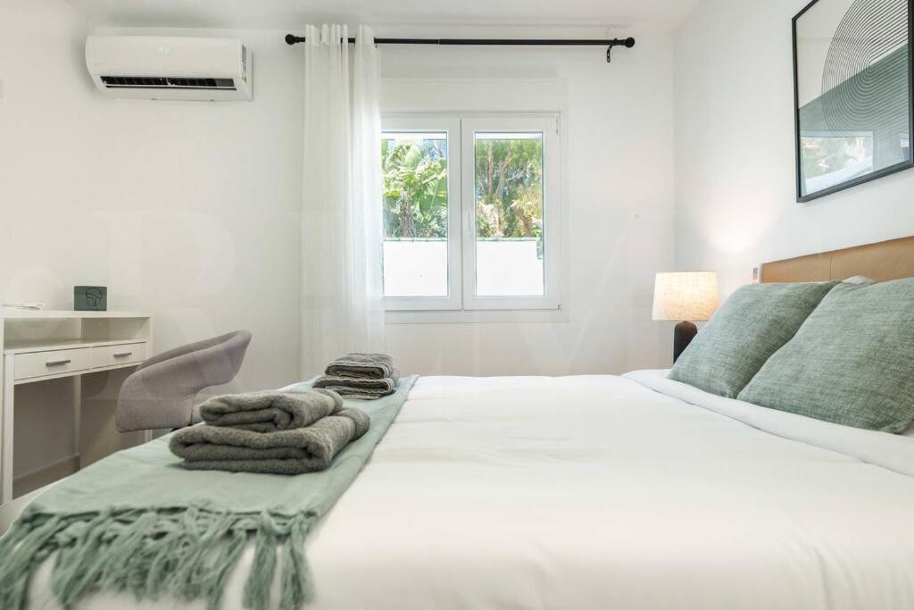 Villa With Private Heated Pool By The & Port - By Rems Benalmadena