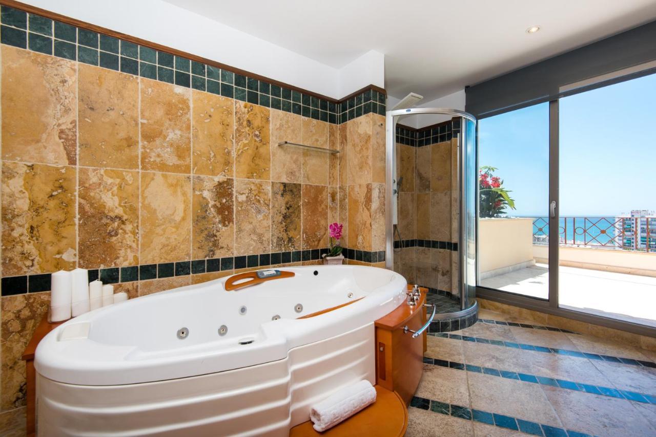 Ph Bellagio: Luxurious And Romantic Duplex Penthouse With Private Pool & Sea Views Appartement *