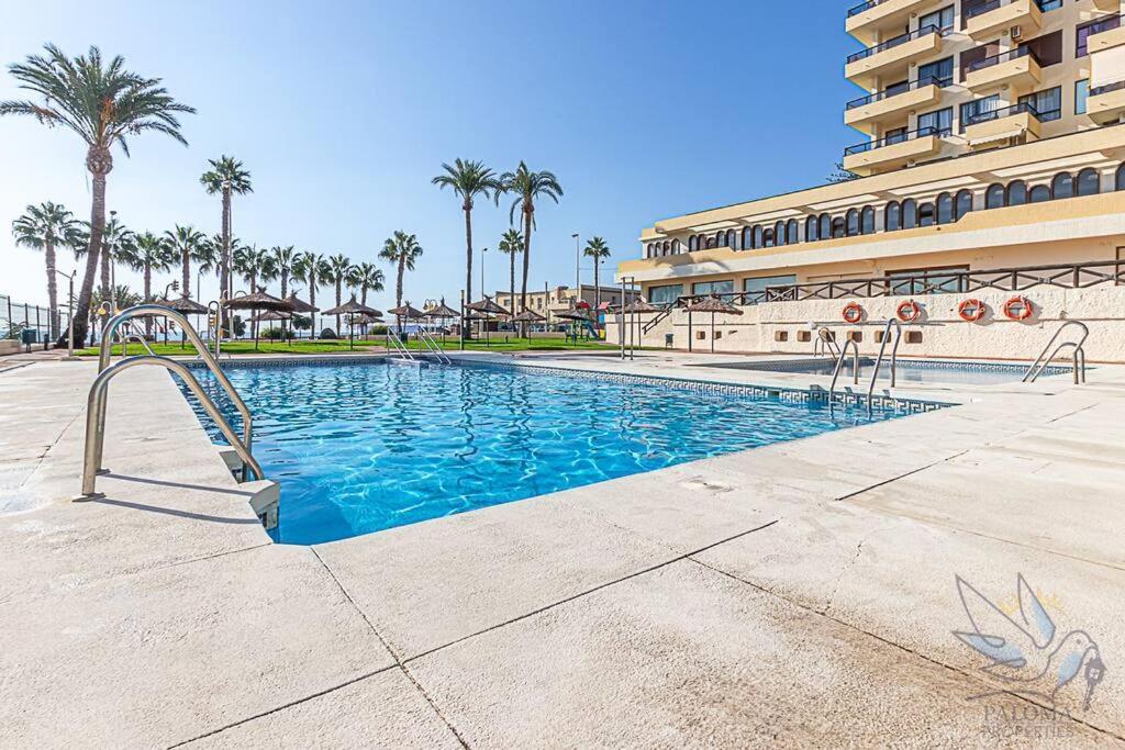Aloha Playa With Sea Views In Front Of The Appartement