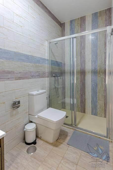 Benalroma Spacious 50 Mt From The Apartment