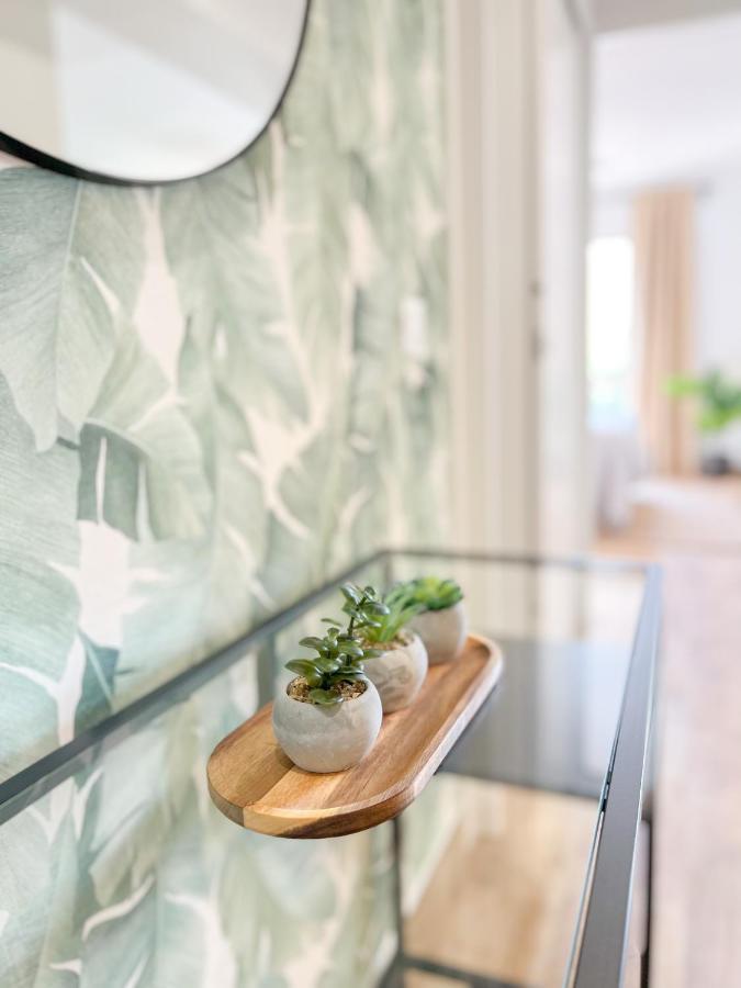 Bright & Cozy Acuario Beach&pool Apartment