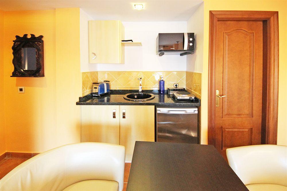 Hotel La Plazoleta 2*