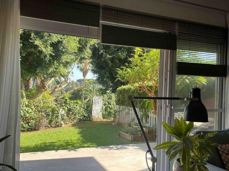 Casa De 3 Plantas, Con Jardin Y Vistas Al Golf Holiday home Benalmadena