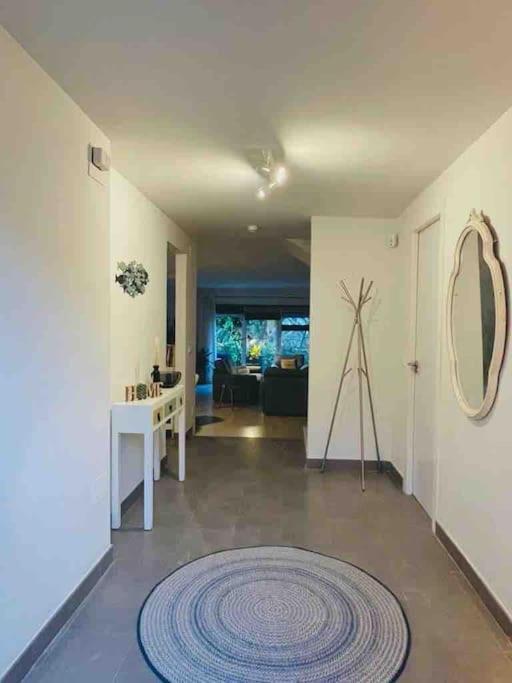 Casa De 3 Plantas, Con Jardin Y Vistas Al Golf