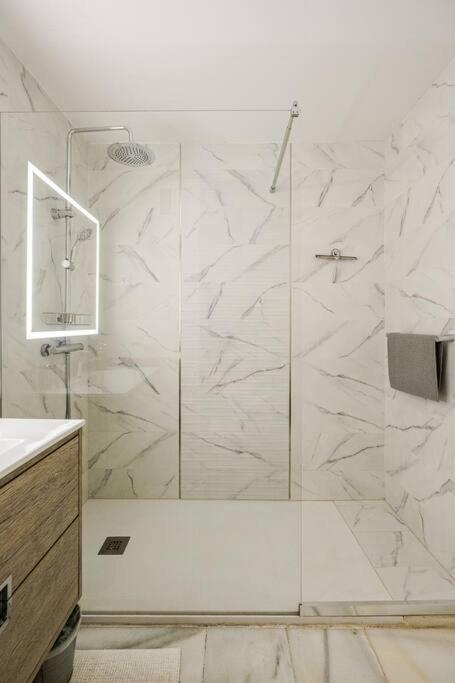 - Appartement Benalmádena