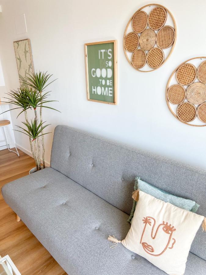 Cozy With Sea Views