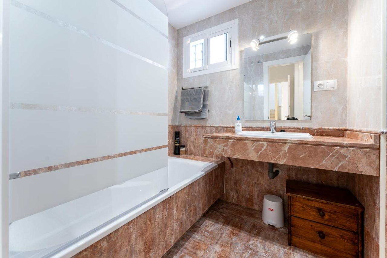 Apartment Ct 196 - Faro's Horizonte - - Beach, Golf & Pool *