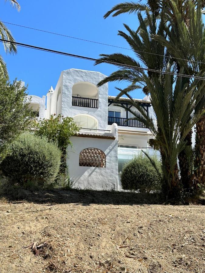 Villa Stunning With Sea Views & Jacuzzi *