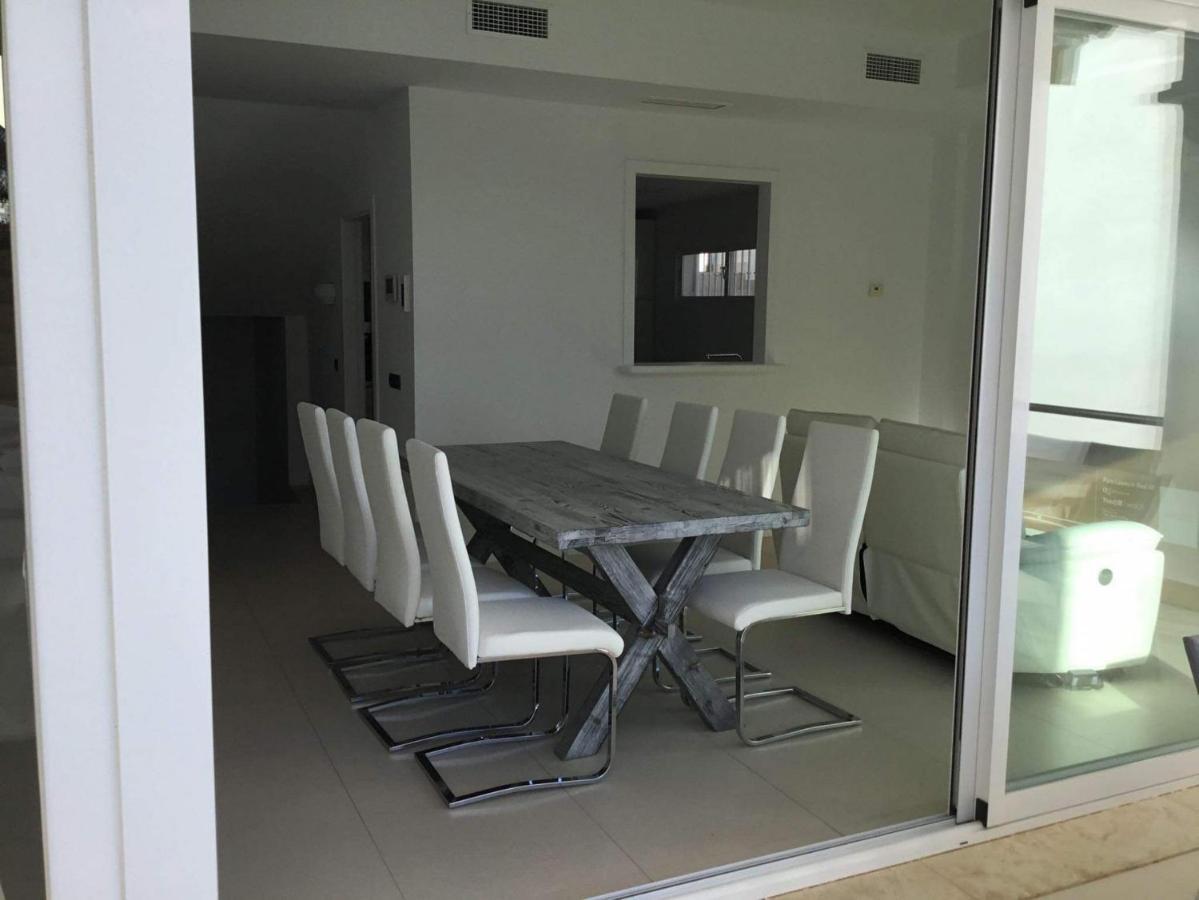 Villa Stunning With Sea Views & Jacuzzi