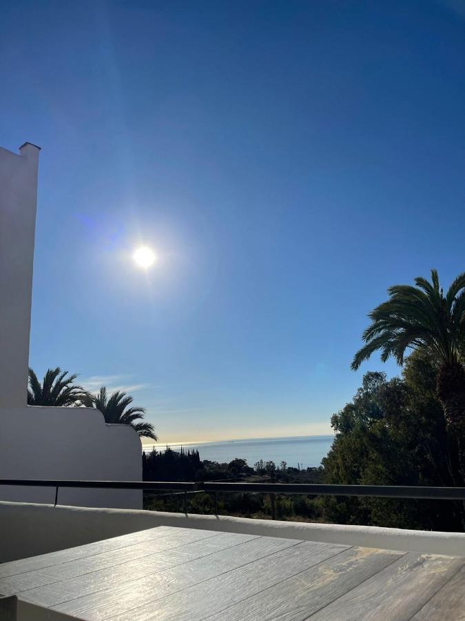 Villa Stunning With Sea Views & Jacuzzi