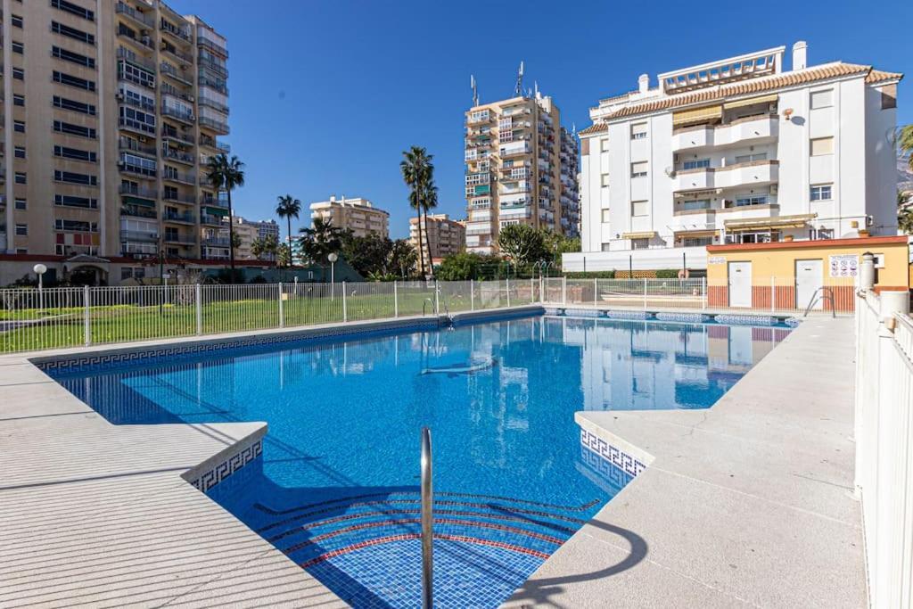 Bright 50 Mt From The Benalmadena