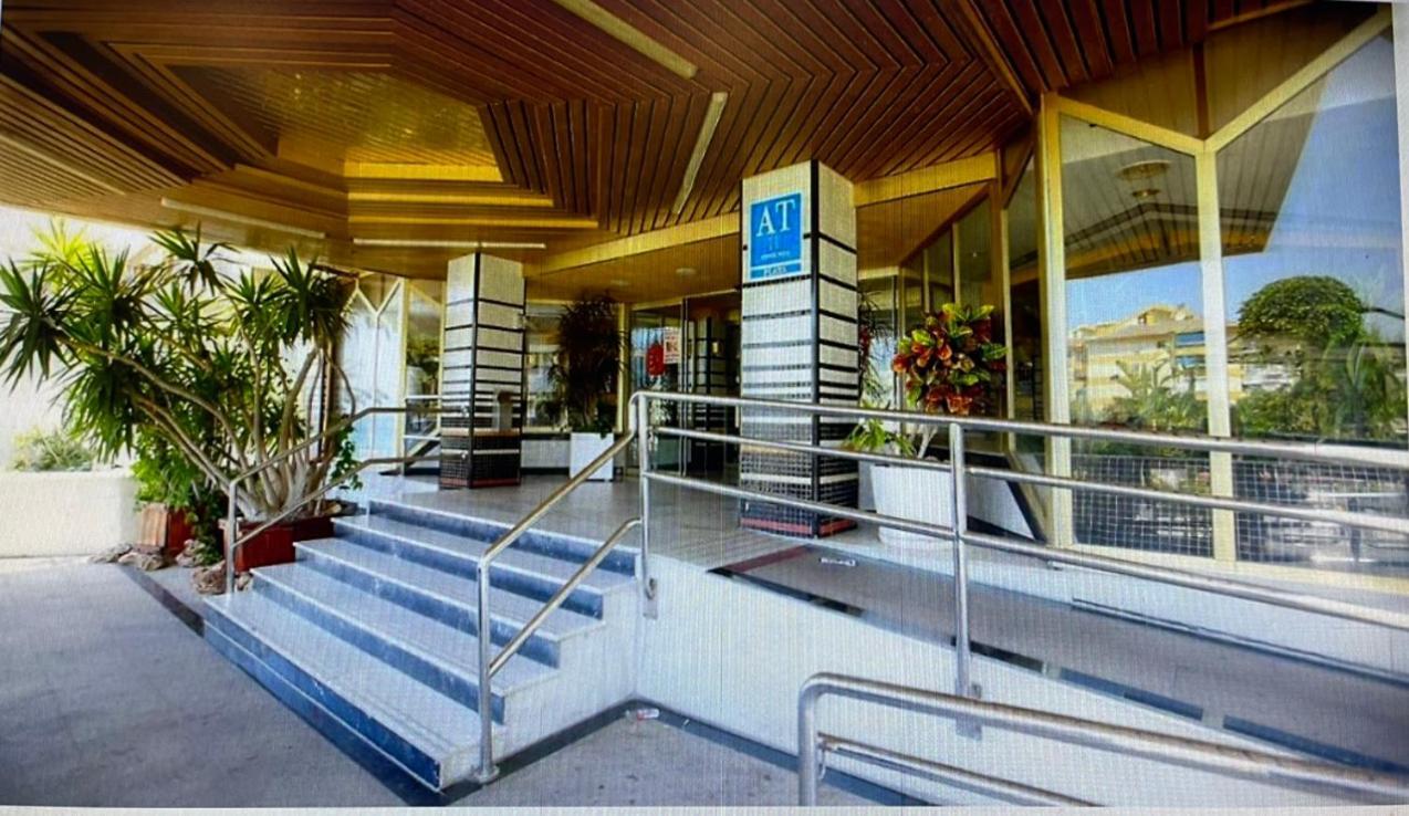 Benalbeach 2bdr Beach100m 5 Pools Gardens