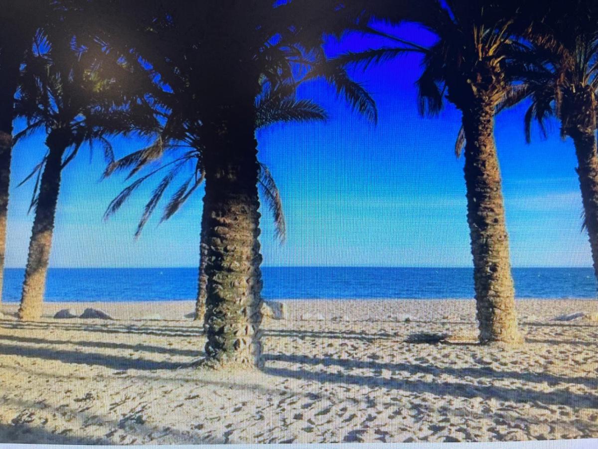 Benalbeach 2bdr Beach100m 5 Pools Gardens Appartement