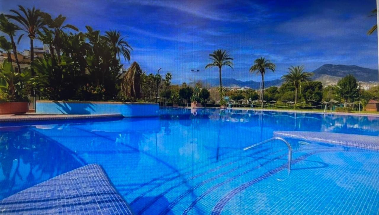 Benalbeach 2bdr Beach100m 5 Pools Gardens Benalmádena