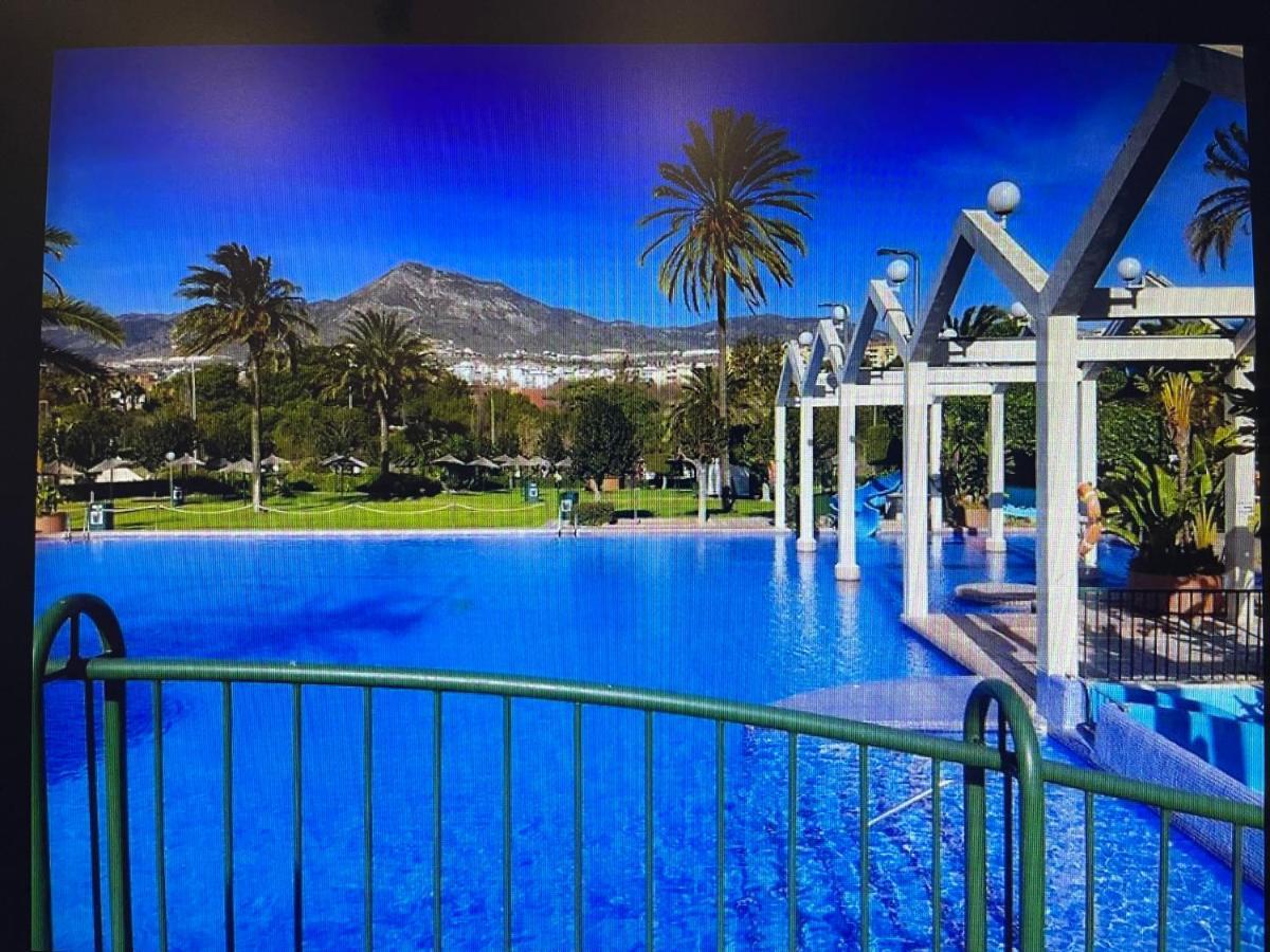 Benalbeach 2bdr Beach100m 5 Pools Gardens Appartement Benalmádena