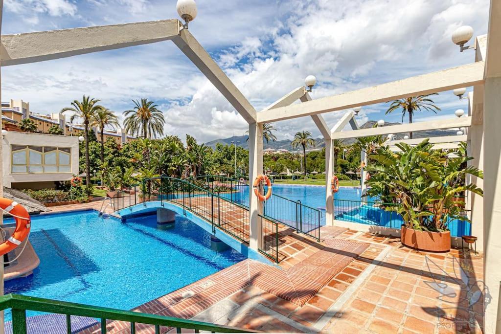 Benalbeach Sunny With Sea Views Apartment