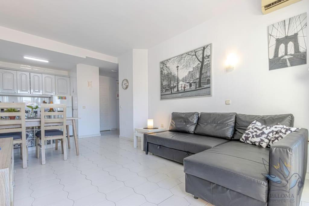 Benalbeach Sunny With Sea Views Benalmadena